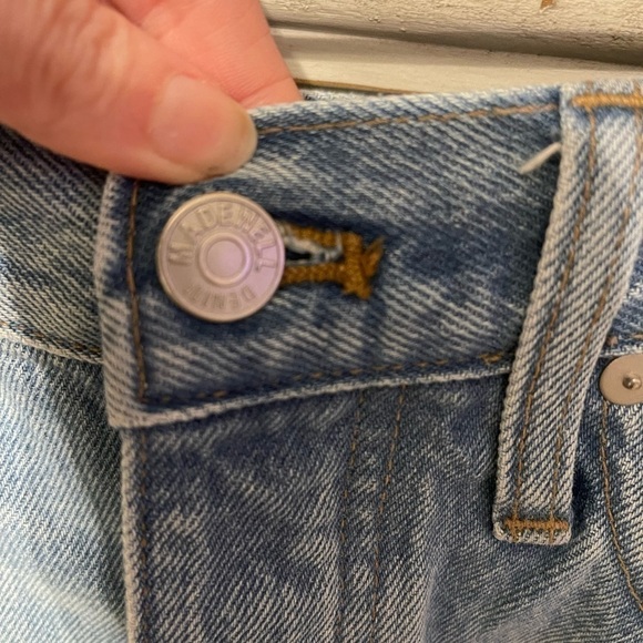MADEWELL Relaxed Denim Shorts - Picture 3 of 8